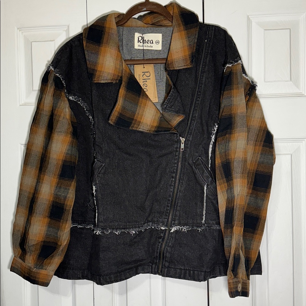 Women's Black and Tan Plaid Jacket